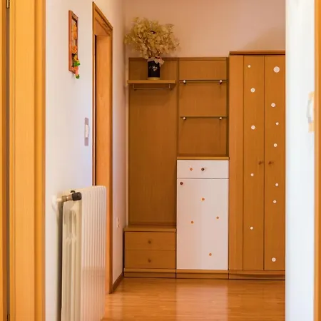 Apartment Kliman-no Groups Banjole