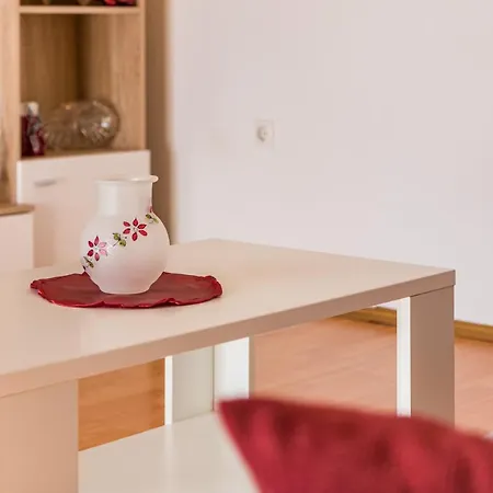Apartment Kliman-no Groups Banjole