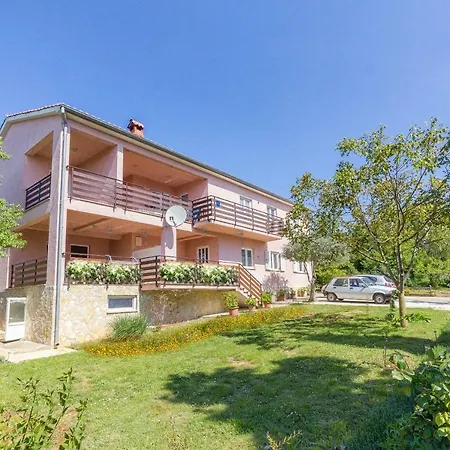 Valentina-no Groups Apartman