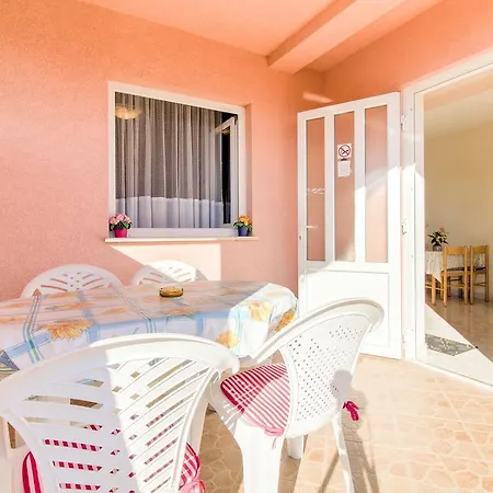 Apartman Kliman-no Groups *